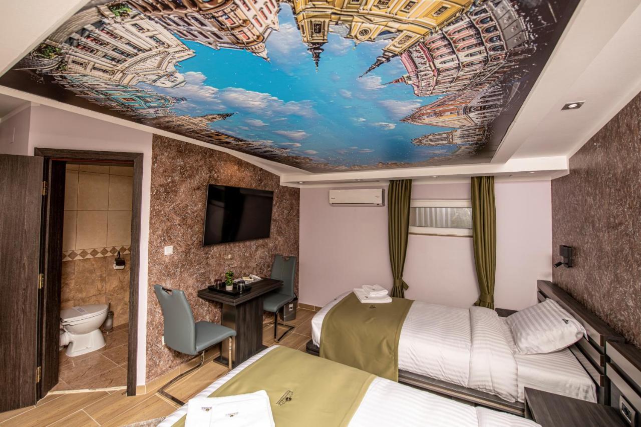Hotel Novotheos Oradea Ngoại thất bức ảnh