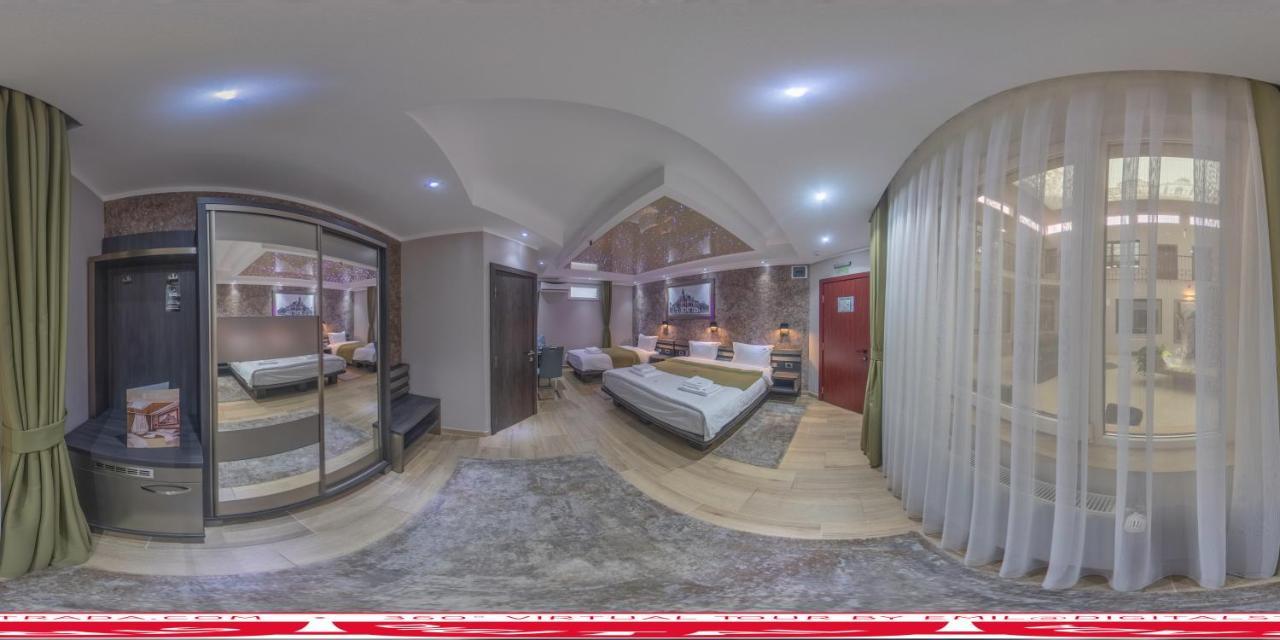 Hotel Novotheos Oradea Ngoại thất bức ảnh